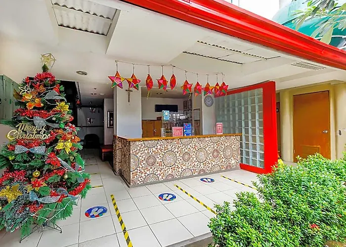 Oyo 842 Smiles Apartelle 2* 马尼拉