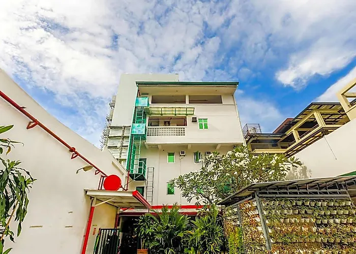 Oyo 842 Smiles Apartelle 2* 马尼拉