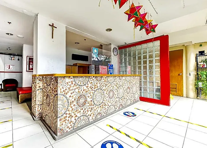 酒店 Oyo 842 Smiles Apartelle 马尼拉